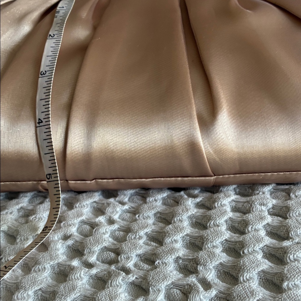 Charming Champagne Organza Clutch with Chain Strap NWT - Picture 12 of 12